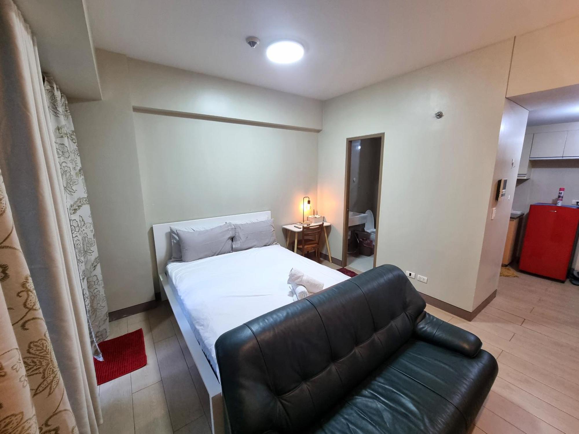 Palm Tree Condos Near Mnl Airport Terminal 3 By Elr Manila Exteriör bild