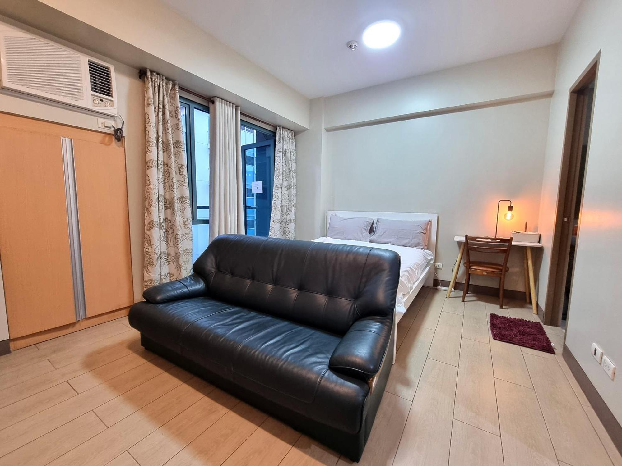 Palm Tree Condos Near Mnl Airport Terminal 3 By Elr Manila Exteriör bild
